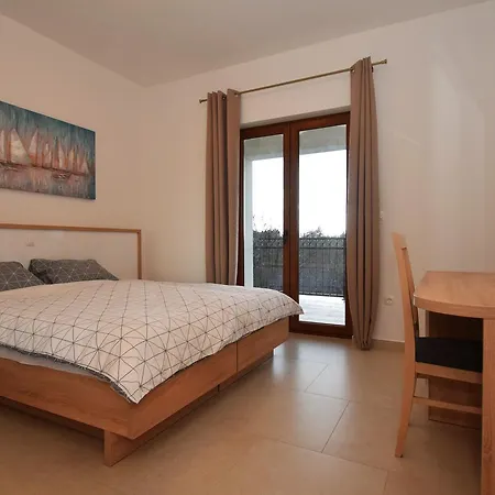 Paklenica Bed & Breakfast Starigrad Paklenica