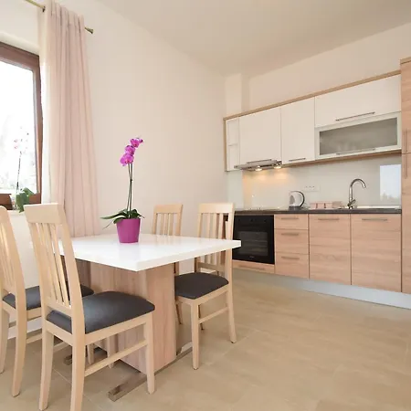 Paklenica Bed & Breakfast Starigrad Paklenica