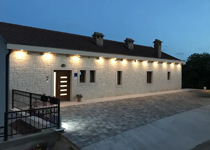 B&B Paklenica 스타리그라드 파클레니차